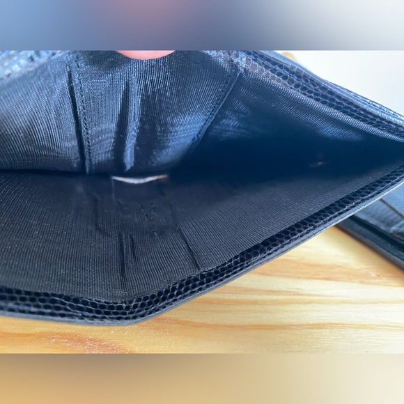 Bundle Authentic Salvatore Ferragamo compact wallet - Picture 8 of 12